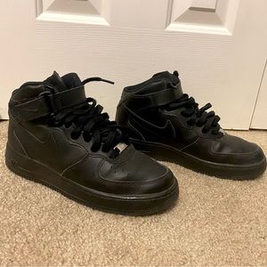 Nike Air Force 1 Mid